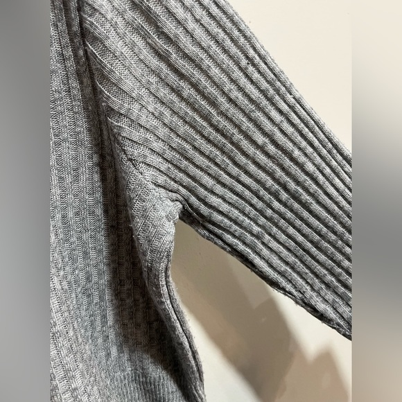 Apt. 9 grey ribbed cardigan, sz L - Picture 5 of 5